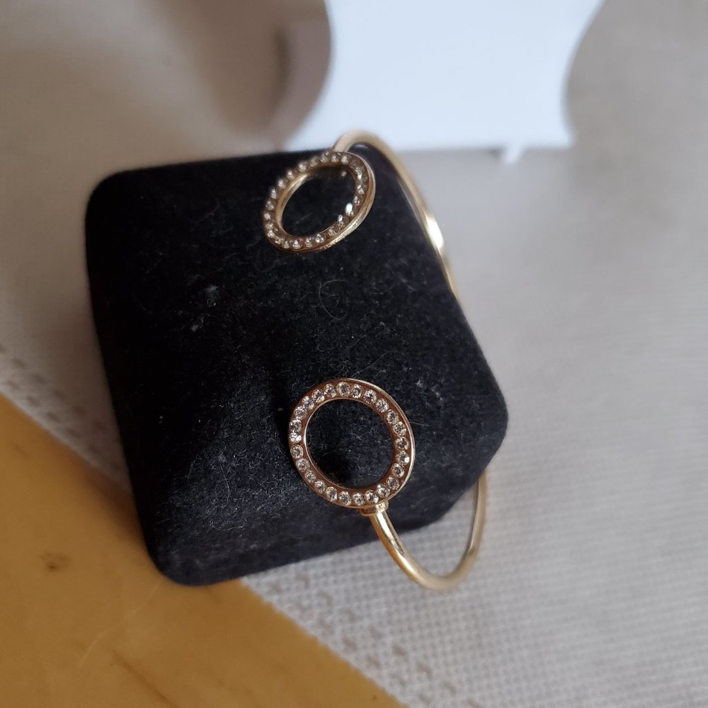 Gold Tone Rhinestone Circle Adjustable Bracelet